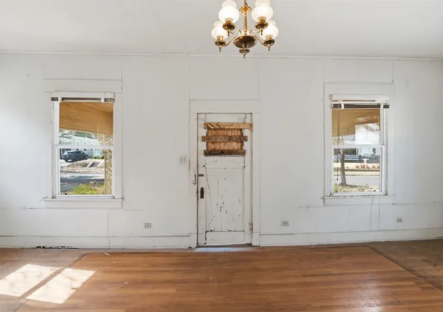 Homes for sale in Dallas, TX | 318 S Montclair Ave, Dallas, TX 75208 | MLS# 21290046