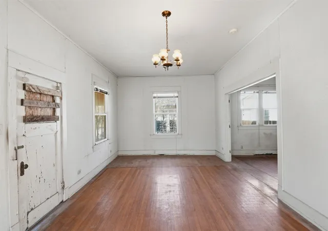 Homes for sale in Dallas, TX | 318 S Montclair Ave, Dallas, TX 75208 | MLS# 21290046