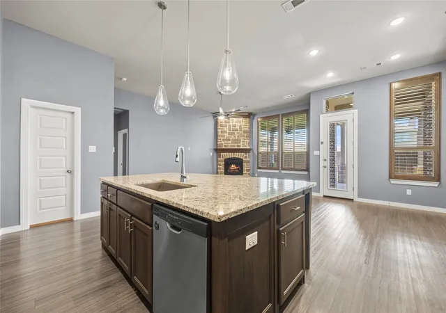Photo 4 of Single family home for sale at 4034 Lagoon Pl, Royse City, TX 75189 | MLS# 21284875 | Listing updated on 2026-07-17