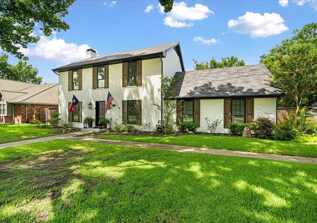 Photo 2 of Sale Pending at 1604 Dogwood Trl, Corsicana, TX 75110 | MLS# 21290200 | Listing updated on 2026-08-22