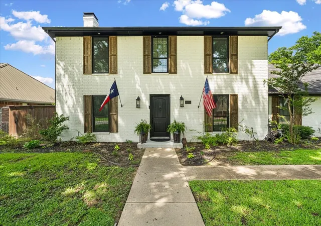 Photo 2 of Sale Pending at 1604 Dogwood Trl, Corsicana, TX 75110 | MLS# 21290200 | Listing updated on 2026-08-22