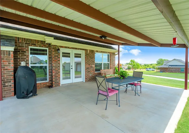 Homes for sale in Weatherford, TX | 109 Falcons Eye Ct, Weatherford, TX 76087 | MLS# 21270222