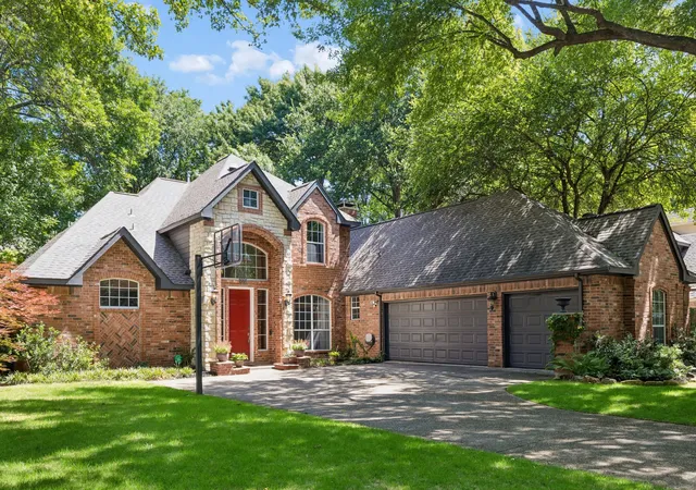 Photo 1 of Single family home for sale at 2510 Maywood Ln, Mc Kinney, TX 75072 | MLS# 21285016 | Listing updated on 2026-09-30