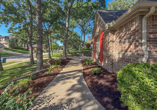 Photo 2 of Sale Pending at 3508 Buckingham Dr, Corinth, TX 76210 | MLS# 21286987 | Listing updated on 2026-10-05
