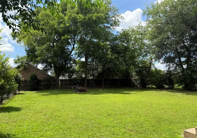 Homes for sale in Mount Pleasant, TX | 110 Yorke St, Mount Pleasant, TX 75455 | MLS# 21283932