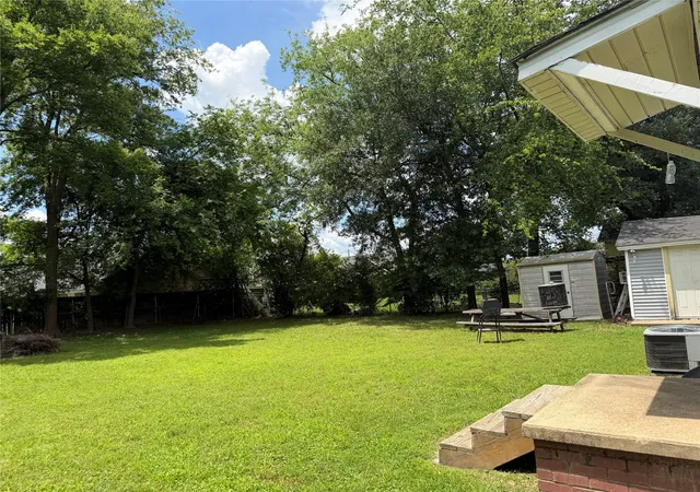 Homes for sale in Mount Pleasant, TX | 110 Yorke St, Mount Pleasant, TX 75455 | MLS# 21283932