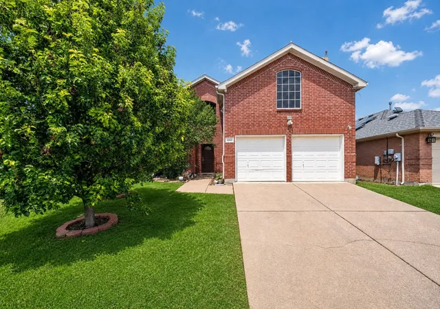 1st image of 1060 Westbrook Ct, Grand Prairie, TX 75052 | MLS# 21284055