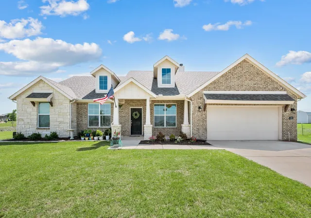 Homes for sale in Decatur, TX | 120 Croft Ct, Decatur, TX 76234 | MLS# 21290423