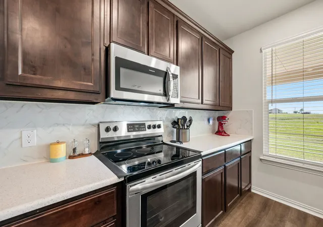 Photo 3 of Single family home for sale at 120 Croft Ct, Decatur, TX 76234 | MLS# 21290423 | Listing updated on 2026-08-26