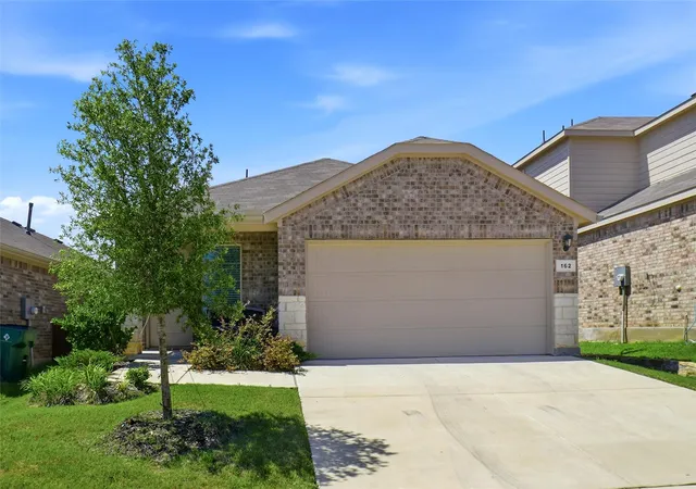 Photo 1 of Single family home for sale at 162 Greengate Dr, Boyd, TX 76023 | MLS# 21287622 | Listing updated on 2026-10-07