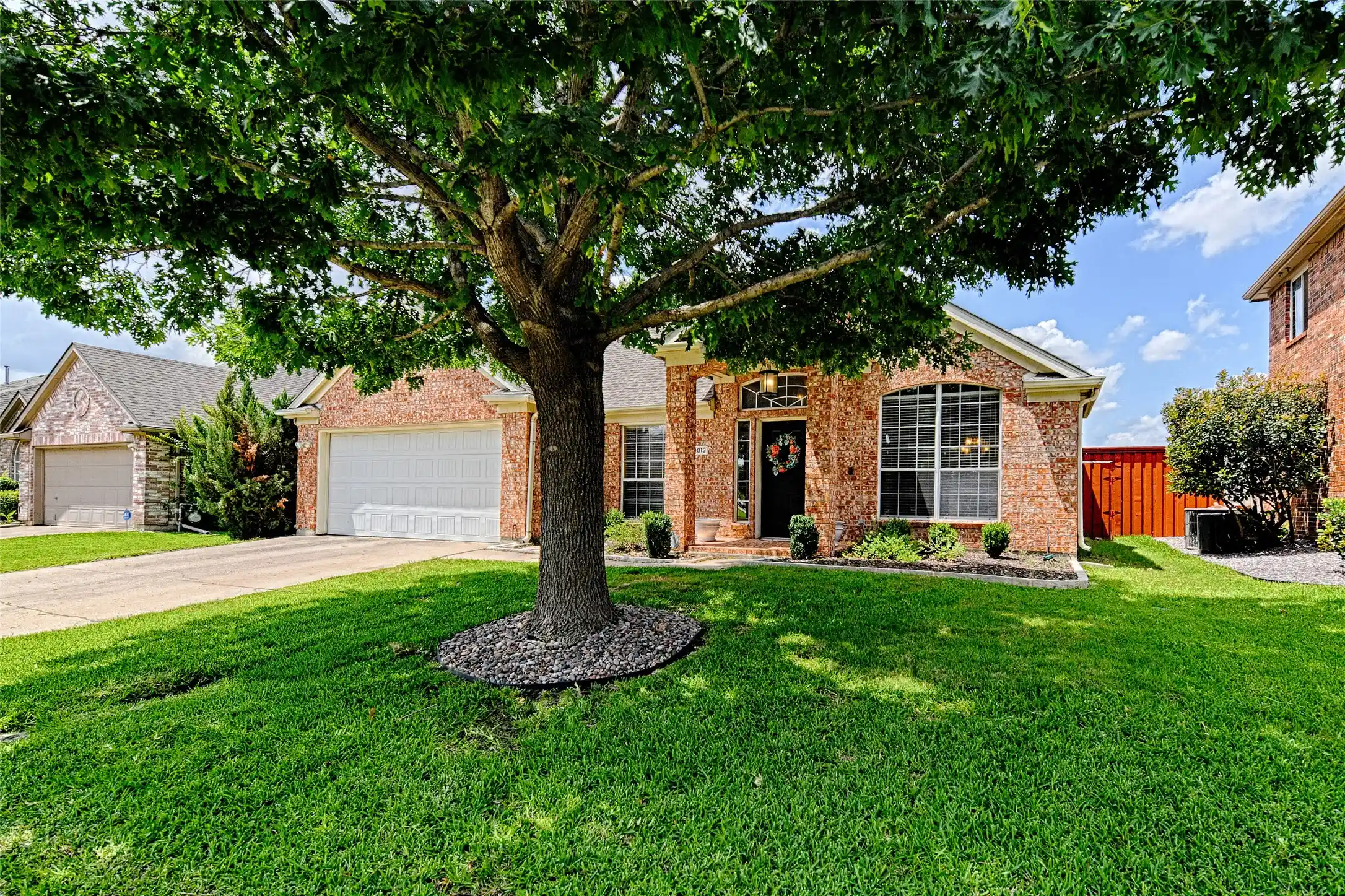 Photo 1 of Sale Pending at 10013 White Ln, Irving, TX 75063 | MLS# 21278804 | Listing updated on 2026-10-15