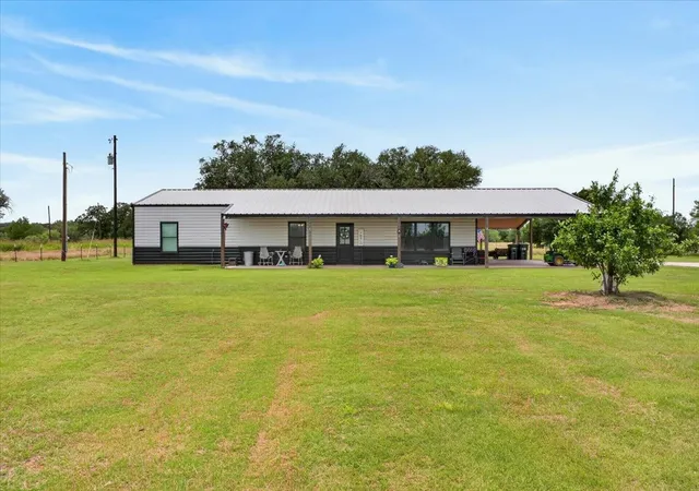 Photo 3 of Single family home for sale at 340 Rosser Ranch Rd, Graham, TX 76450 | MLS# 21290535 | Listing updated on 2026-09-04