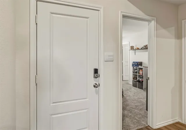 Photo 3 of Single family home for sale at 1210 Grand View Dr, Ennis, TX 75119 | MLS# 21289722 | Listing updated on 2026-07-20