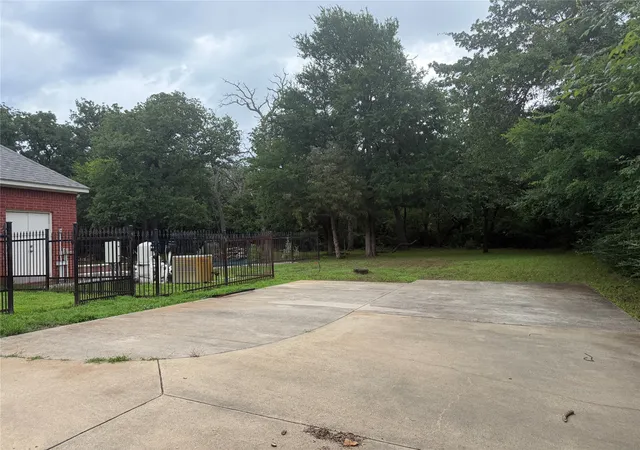 Homes for sale in Cross Roads, TX | 1400 Oak Point Dr, Cross Roads, TX 76227 | MLS# 21290484