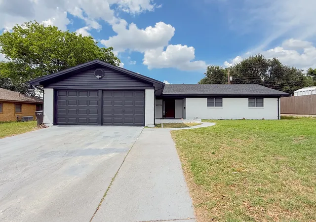 Homes for sale in Fort Worth, TX | 228 Hallbrook Dr, Fort Worth, TX 76134 | MLS# 21288130