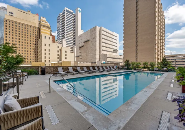 Homes for sale in Dallas, TX | 1200 Main St #701, Dallas, TX 75202 | MLS# 21290422