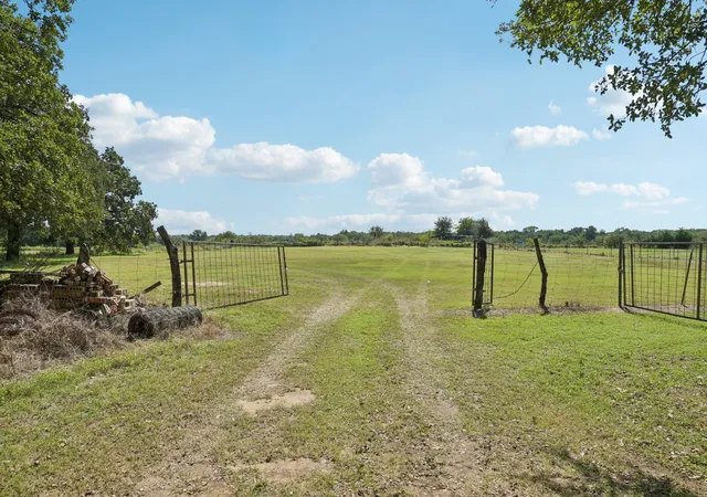 Photo 2 of Land for sale at 1901 Newt Patterson, Mansfield, TX 76063 | MLS# 21290644 | Listing updated on 2026-09-06