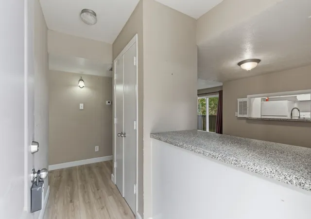 40th image of 4112 Bowser Ave #205, Dallas, TX 75219 | MLS# 21290666