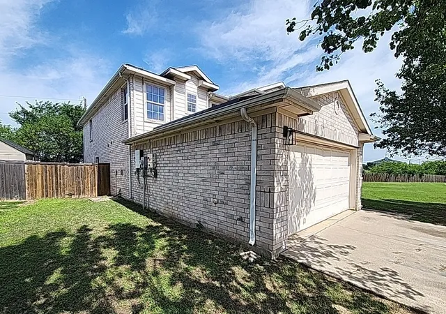 Homes for sale in Haltom City, TX | 5205 Placid Dr, Haltom City, TX 76117 | MLS# 21290509