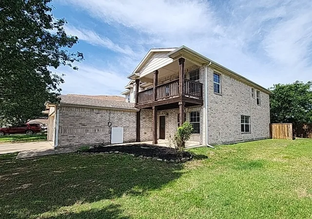 Homes for sale in Haltom City, TX | 5205 Placid Dr, Haltom City, TX 76117 | MLS# 21290509