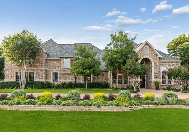 Homes for sale in Flower Mound, TX | 5108 Coral Springs Dr, Flower Mound, TX 75022 | MLS# 21275653