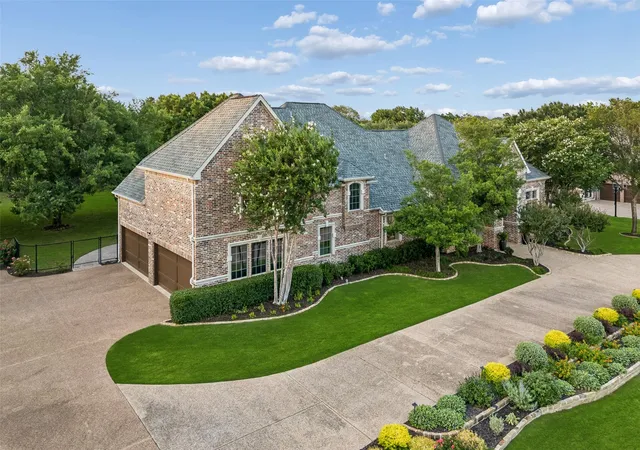 Homes for sale in Flower Mound, TX | 5108 Coral Springs Dr, Flower Mound, TX 75022 | MLS# 21275653