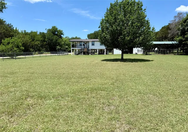 Homes for sale in Whitney, TX | 133 10th St, Whitney, TX 76692 | MLS# 21290695