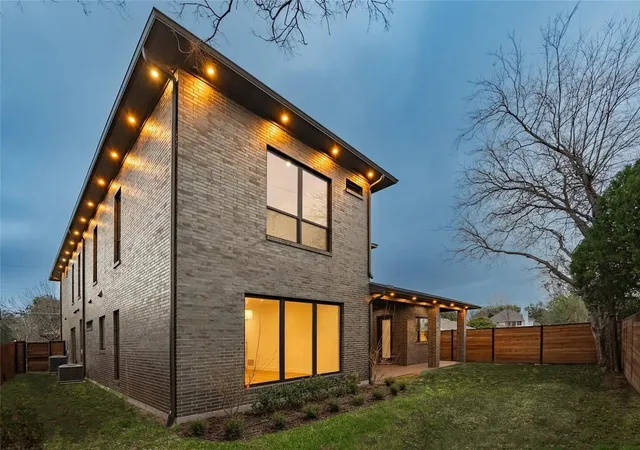 3rd image of 309 Kaye St, Coppell, TX 75019 | MLS# 21290712