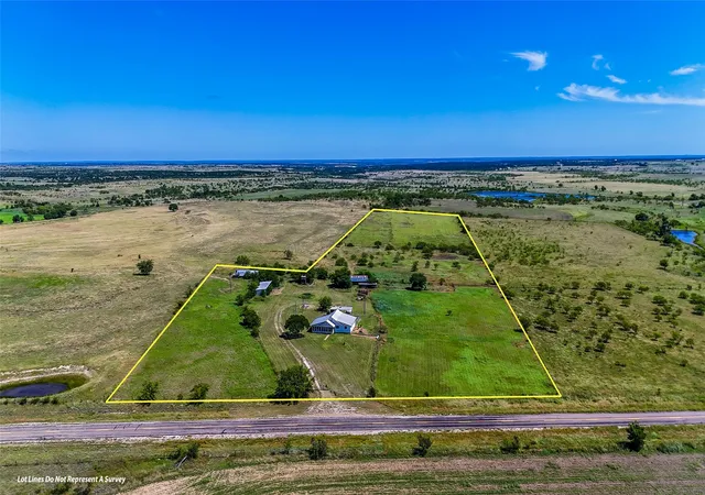 Homes for sale in Hamilton, TX | 15351 Fm 2005, Hamilton, TX 76531 | MLS# 21288790