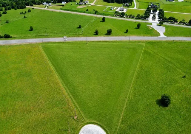 Photo 3 of Land for sale at 5022 Acres Lot 287 Private Rd 3178, Corsicana, TX 75109 | MLS# 21290766 | Listing updated on 2026-08-22