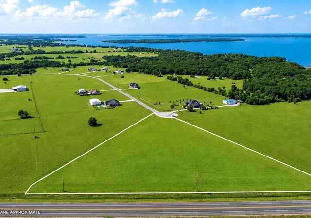 Photo 3 of Land for sale at 5022 Acres Lot 287 Private Rd 3178, Corsicana, TX 75109 | MLS# 21290766 | Listing updated on 2026-08-22