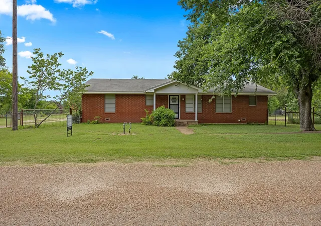 Homes for sale in Morgan, TX | 601 John St, Morgan, TX 76671 | MLS# 21288836