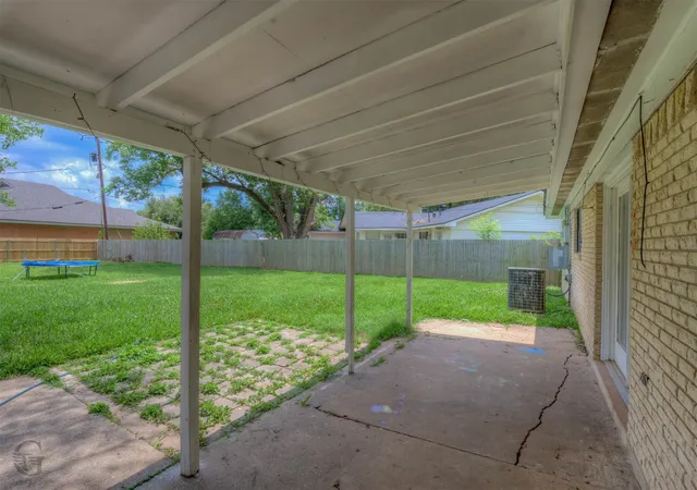 Homes for sale in Bossier City, LA | 1623 Success St, Bossier City, LA 71112 | MLS# 21289679
