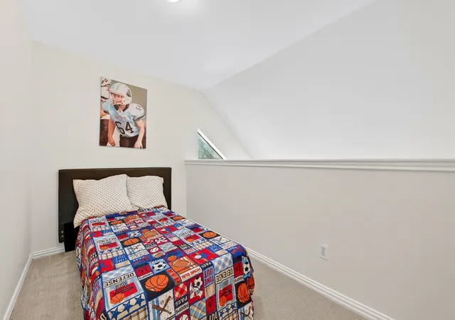 Homes for sale in Dallas, TX | 9817 Walnut Street, Dallas, TX 75243 | Houzeo