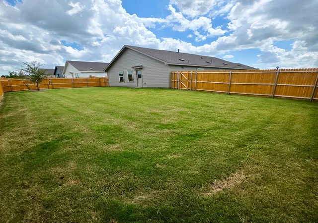 2nd image of 213 Cattail Ln, Sherman, TX 75092 | MLS# 21290882