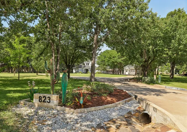 Photo 2 of Single family home for sale at 823 Carrie Ct, Little Elm, TX 75068 | MLS# 21290134 | Listing updated on 2026-08-24