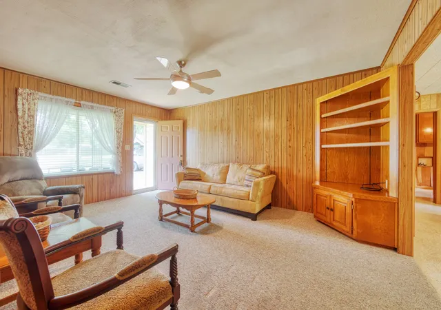 Photo 2 of Single family home for sale at 308 W White St, Pilot Point, TX 76258 | MLS# 21290886 | Listing updated on 2026-08-25