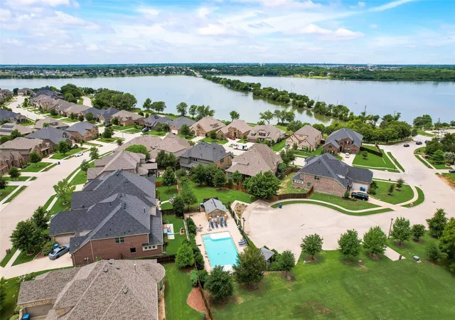 Homes for sale in Rowlett, TX | 6916 Barolo Dr, Rowlett, TX 75088 | MLS# 21290553