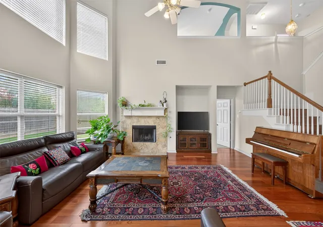Photo 4 of Single family home for sale at 4845 Bellflower Wy, Fort Worth, TX 76123 | MLS# 21257645 | Listing updated on 2026-08-17