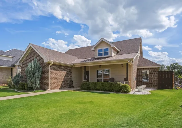 Photo 2 of Sale Pending at 2542 John C Stevens St, Abilene, TX 79601 | MLS# 21287092 | Listing updated on 2026-07-13