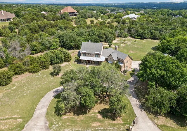 Photo 3 of Single family home for sale at 206 Rodeo Dr, Azle, TX 76020 | MLS# 21288195 | Listing updated on 2026-10-07