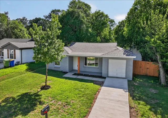 Photo 1 of Single family home for sale at 512 Mirike Dr, Fort Worth, TX 76108 | MLS# 21291093 | Listing updated on 2026-10-08