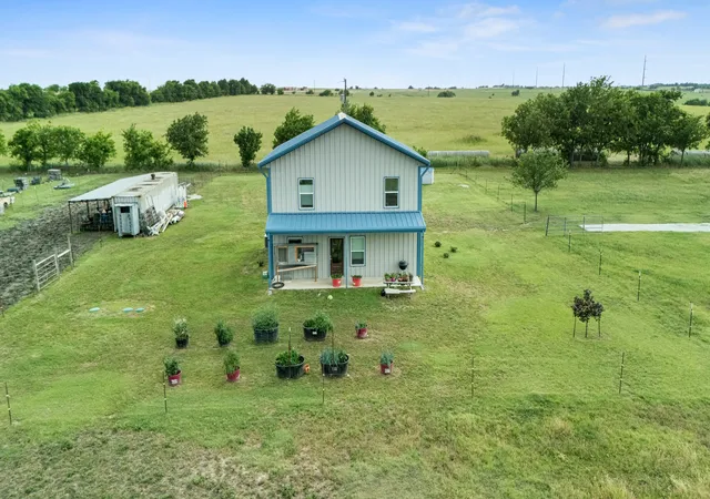 Homes for sale in Decatur, TX | 124 County Road 4511, Decatur, TX 76234 | MLS# 21290693