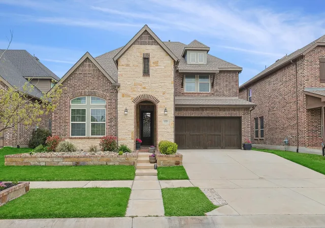 Photo 1 of Single family home for sale at 1528 8th St, Argyle, TX 76226 | MLS# 21290419 | Listing updated on 2026-09-16