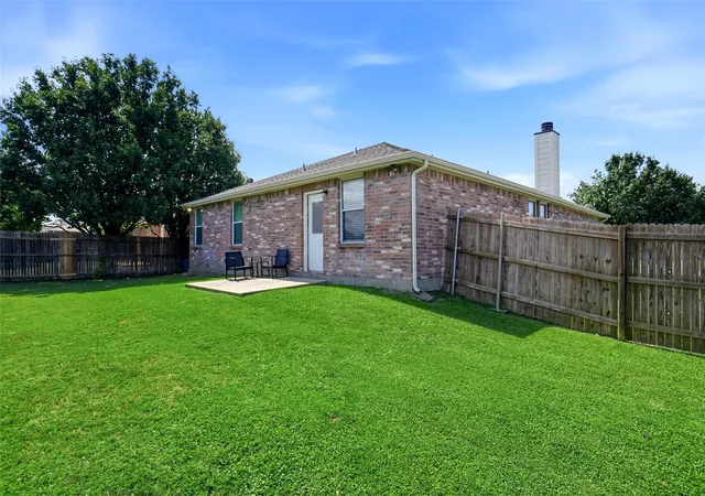 Homes for sale in Little Elm, TX | 1701 Creek Bend Ln, Little Elm, TX 75068 | MLS# 21288474