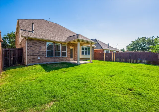 Homes for sale in Little Elm, TX | 2856 Evening Mist Dr, Little Elm, TX 75068 | MLS# 21291112