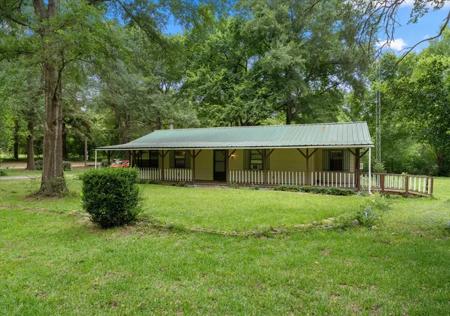 Homes for sale in Winona, TX | 18459 Fm 16 E, Winona, TX 75792 | MLS# 21287836