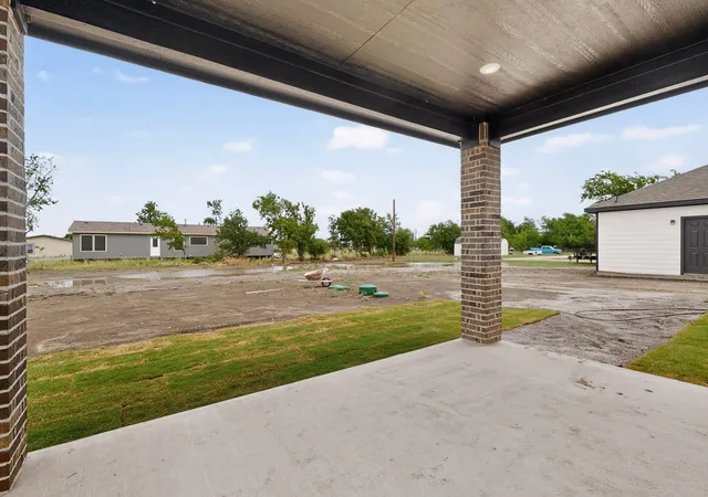 Photo 32 of Single family home for sale at 749 J L Dr, Valley View, TX 76272 | MLS# 21291154 | Listing updated on 2026-10-01