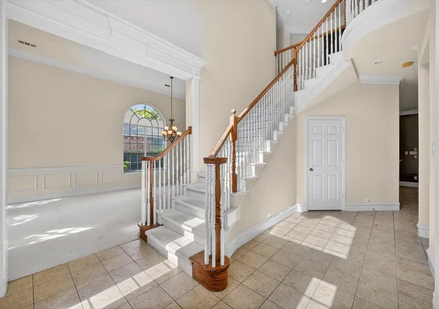 Photo 3 of Sale Pending at 10901 Briar Brook Ln, Frisco, TX 75033 | MLS# 21287366 | Listing updated on 2026-08-27