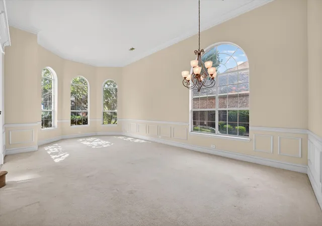 Photo 4 of Sale Pending at 10901 Briar Brook Ln, Frisco, TX 75033 | MLS# 21287366 | Listing updated on 2026-08-27